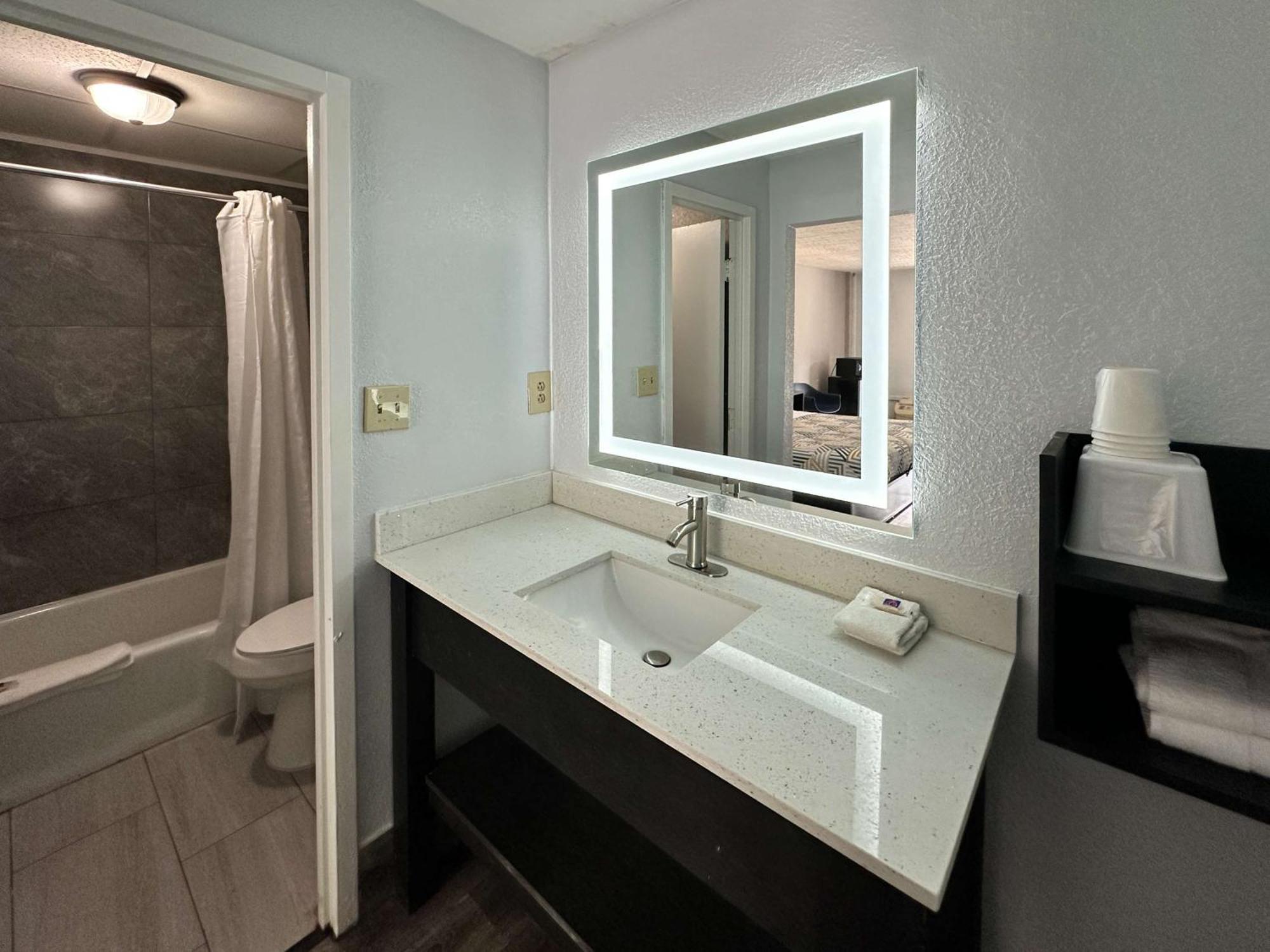 Motel 6 Spartanburg, Sc Northwest Business 85 ภายนอก รูปภาพ