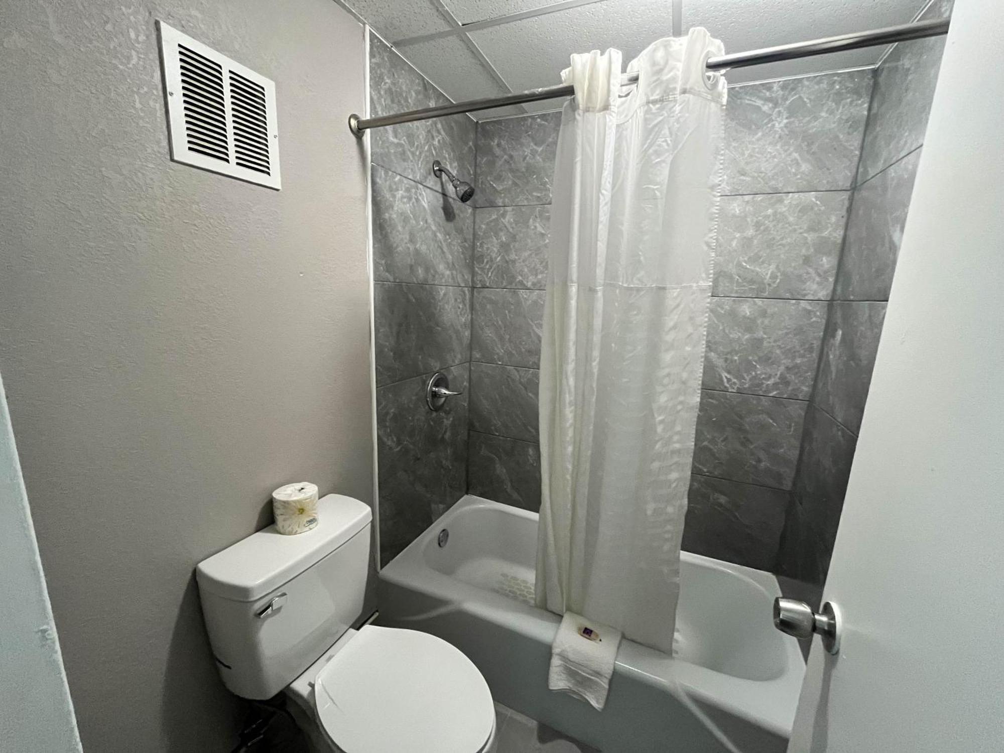 Motel 6 Spartanburg, Sc Northwest Business 85 ภายนอก รูปภาพ